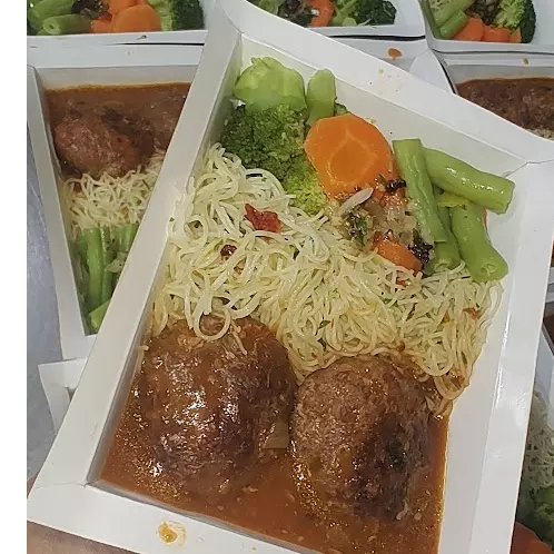 19) Polpetone de carne (FITNNES)