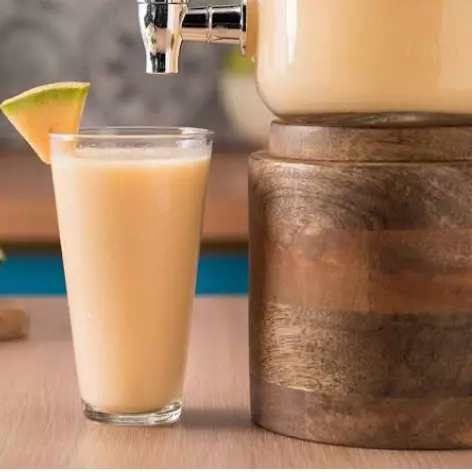 🍈 Agua de Melón con Leche