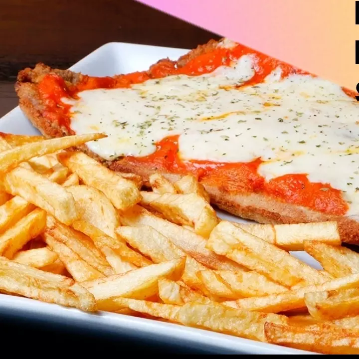 Napolitana con fritas (o ensalada)