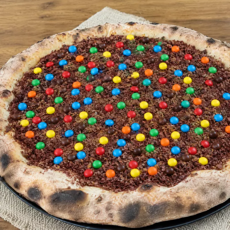 M&M