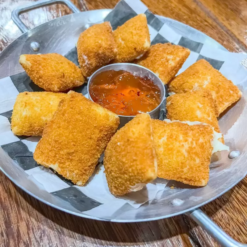 Pillow Cheese - Queijo Gouda Empanad