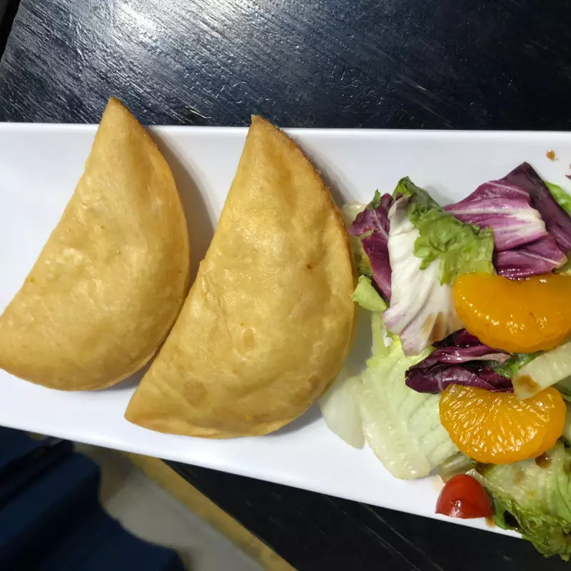 Empanadas de Jaiba (2 pzas)