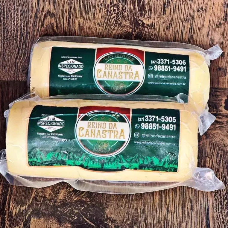 Queijo Provolone Canastra Defumado