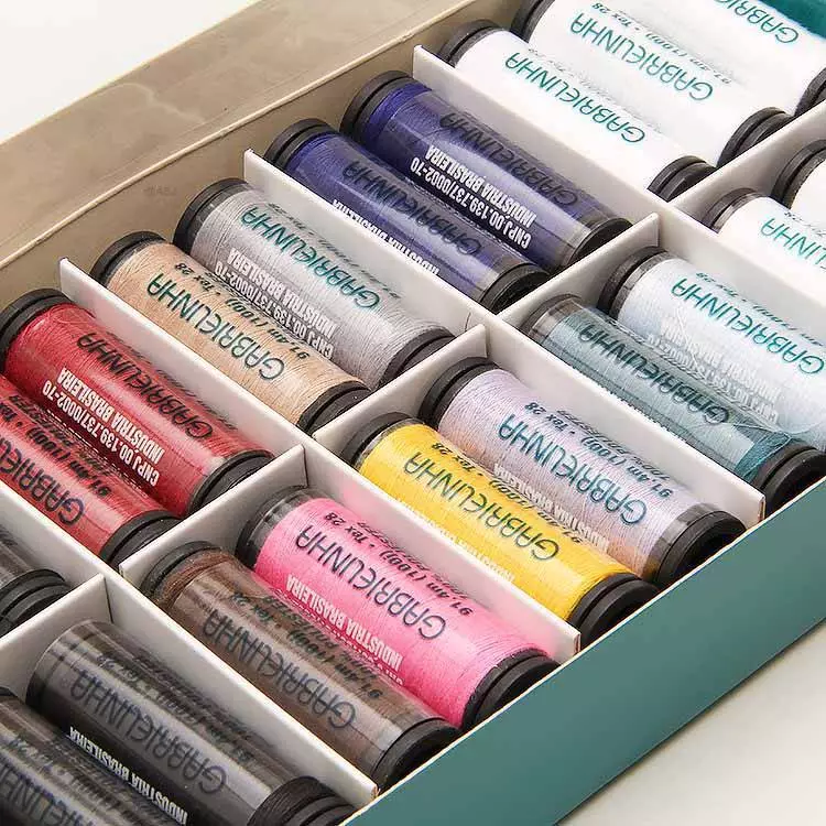 272 Linha Gabrielinha estojo c/ 48