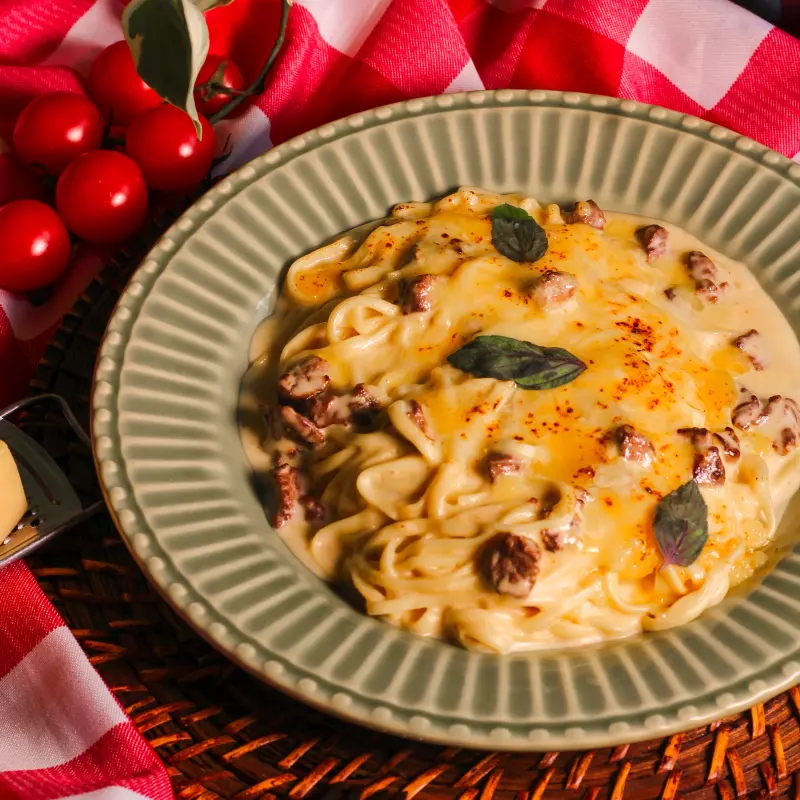 FETTUCCINE AL FILÉ MIGNON