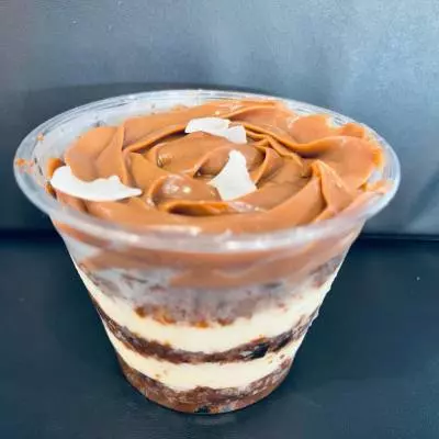 BOLO NO POTE PRESTÍGIO