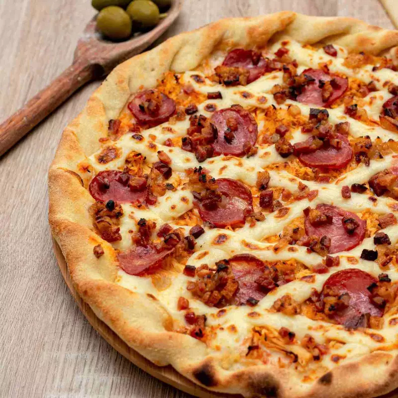 Pizza Grande  8 fatias.