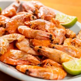 CAMARÃO ALHO E ÓLEO