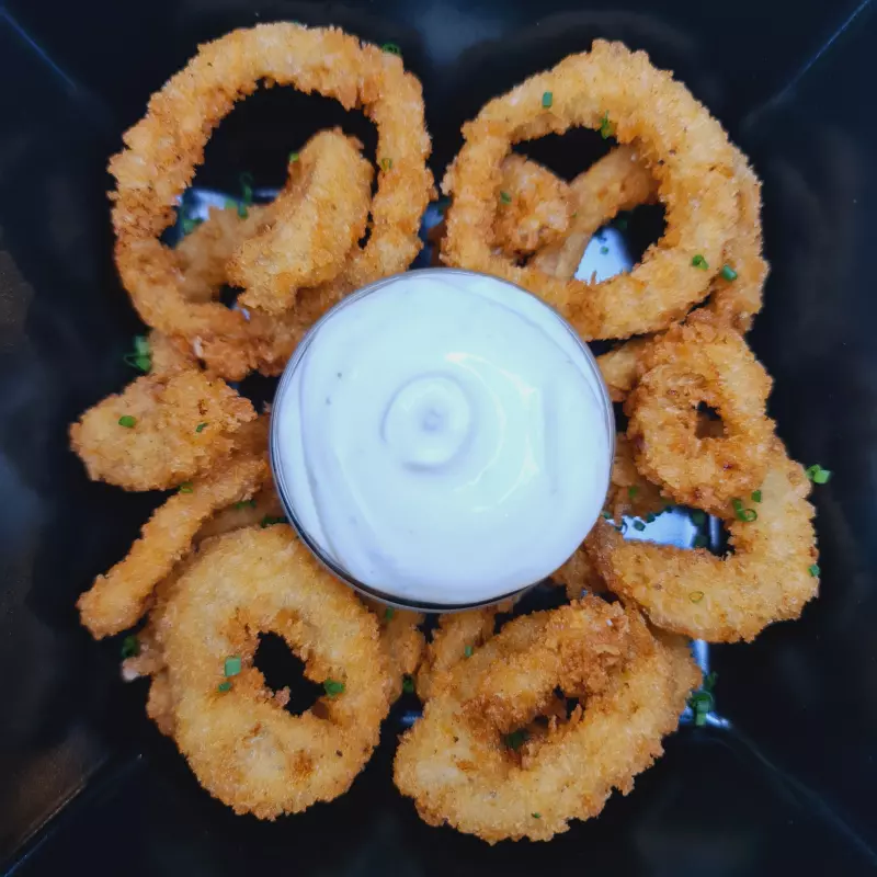 Aros de Cebola Frita (100g aprox.)