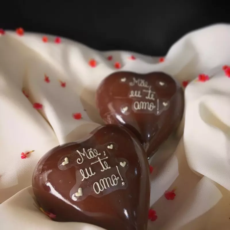Coração Fechado Personalizado  200g com bombons