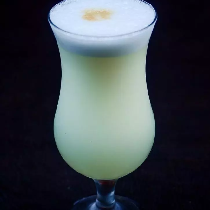 PISCO SOUR TRADICIONAL (BASILICA)