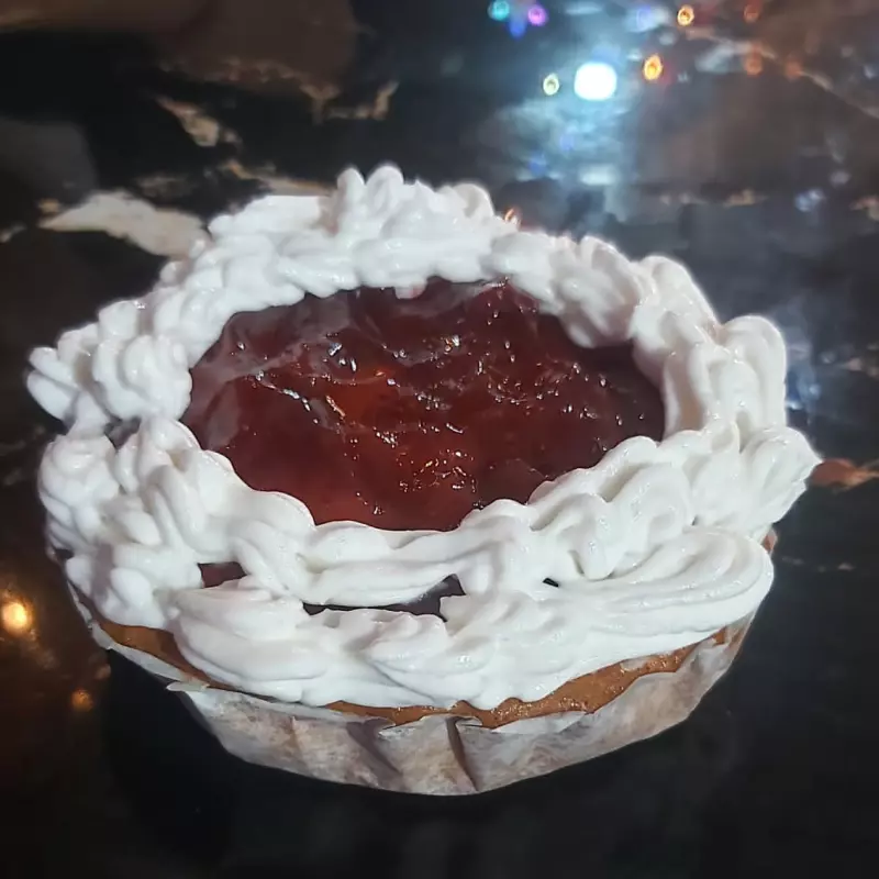 MINI POSTRE VAINILLA TURRON Y FRESA