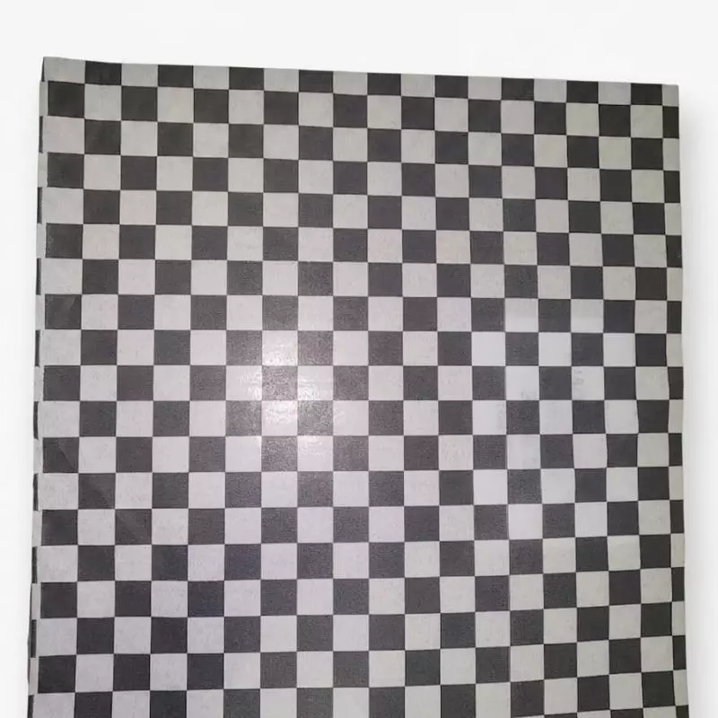 PAPEL CUADRO NEGRO MILLAR