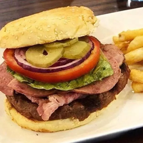 Pita Plus Hamburger
