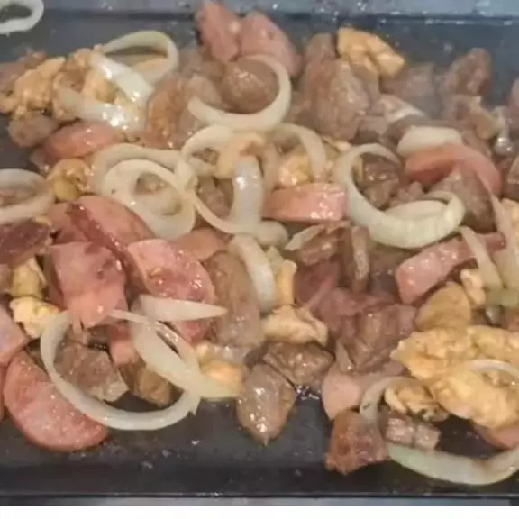 MISTA NA CHAPA boi frango e linguiça