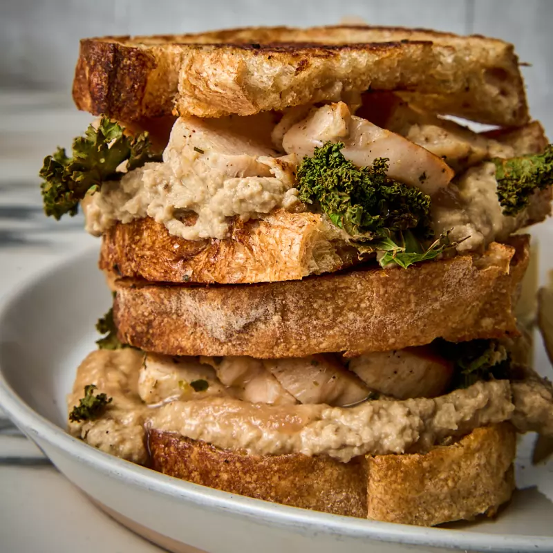 SANDWICH DE POLLO ROSTIZADO