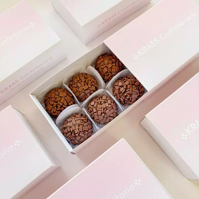 Caixa com 6 Brigadeiros