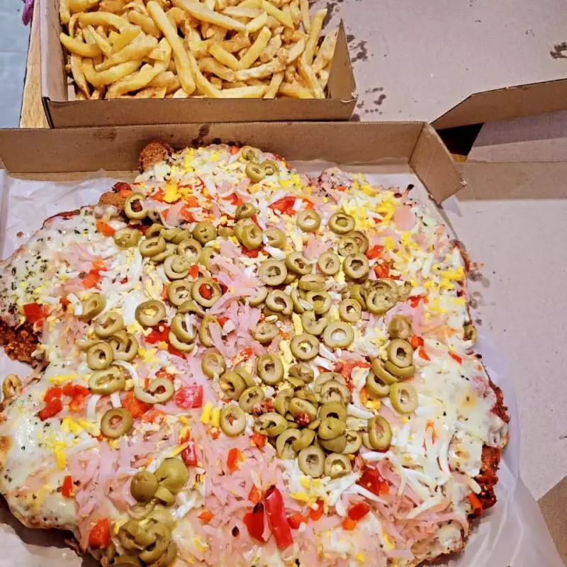 Pizzanesa de pollo especial (5pers)