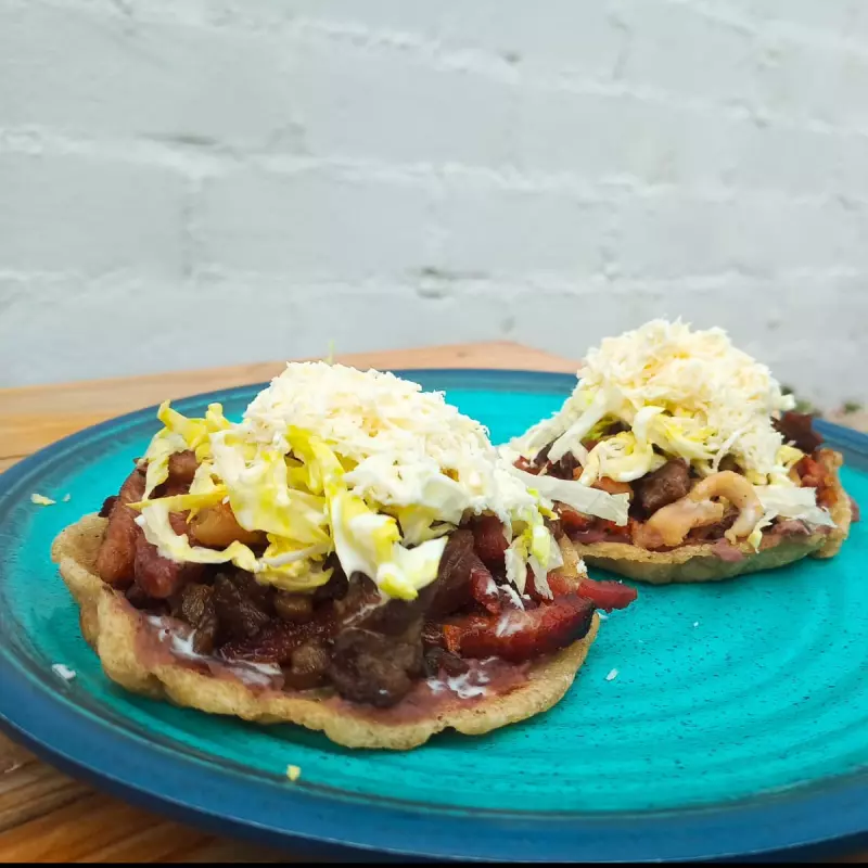 Sope de Asada