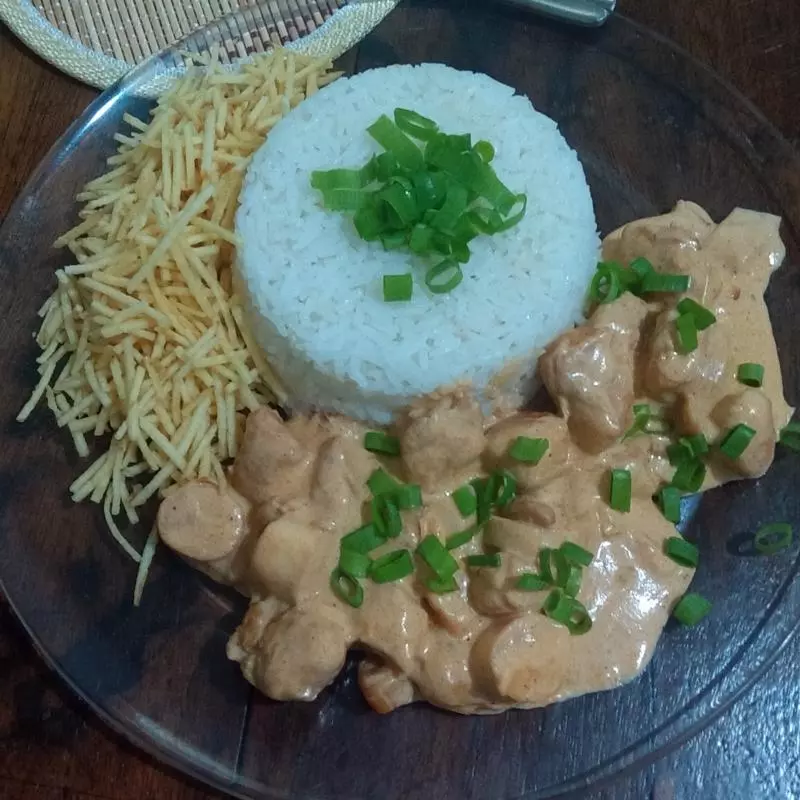 Strogonoff de frango