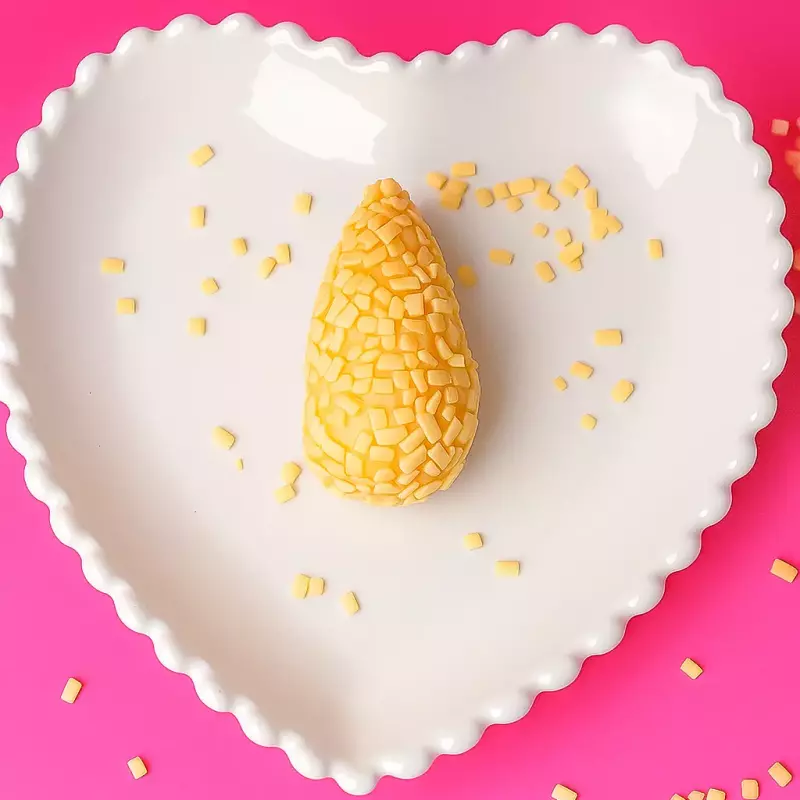 Coxinha de Morango ao Leite