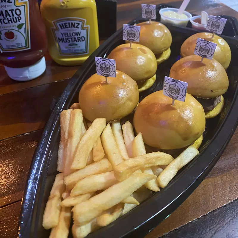 Barca de Mini P + Refri Lata Gratis