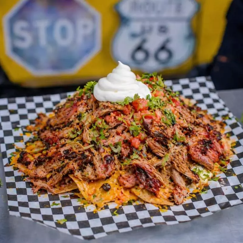 Smoked Pork Cheese Nachos ó Papas