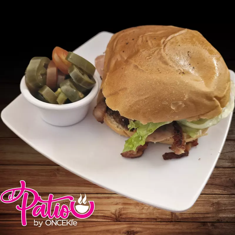 Hamburguesa Clásica