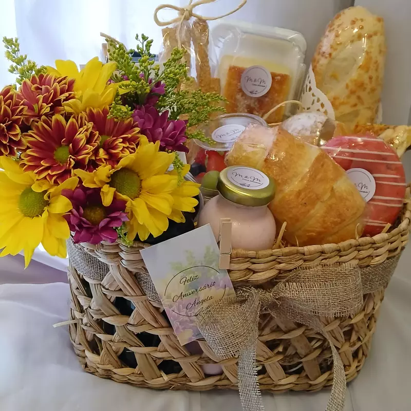 Cesta Especial (Serve 2 a 3 pessoas)