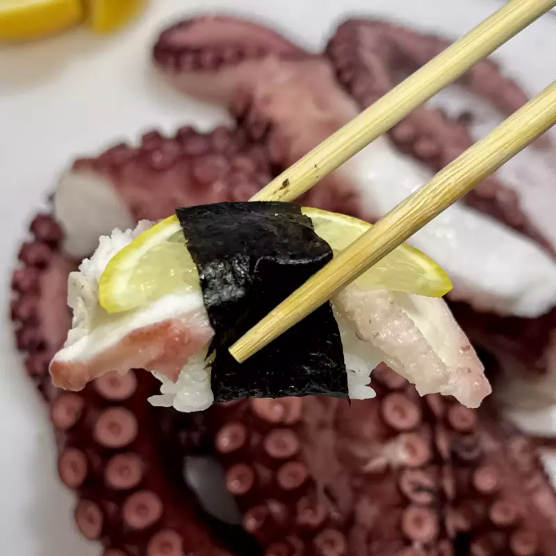 Niguiri Polvo Lemon (4 un)