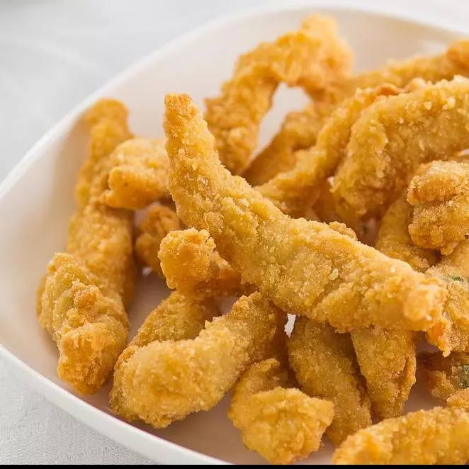 Porção Iscas de Frango Empanada G