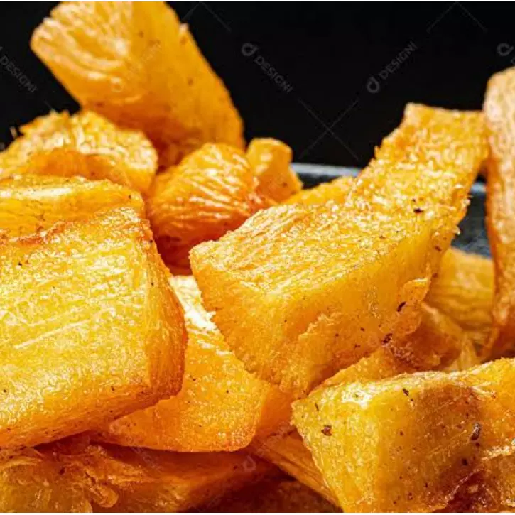 Macaxeira frita com frango