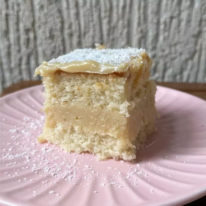 BOLO GELADO DE COCO