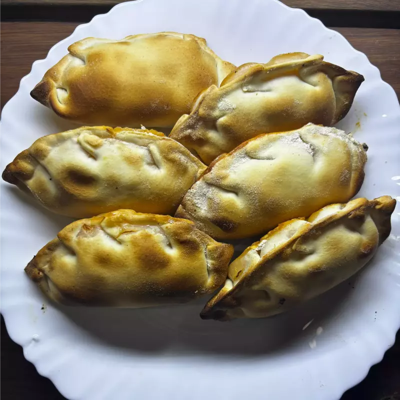EMPANADAS POR UNIDAD