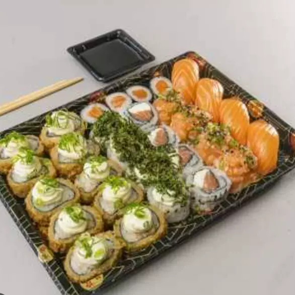 Combo  Sushi poços especial 68 peças