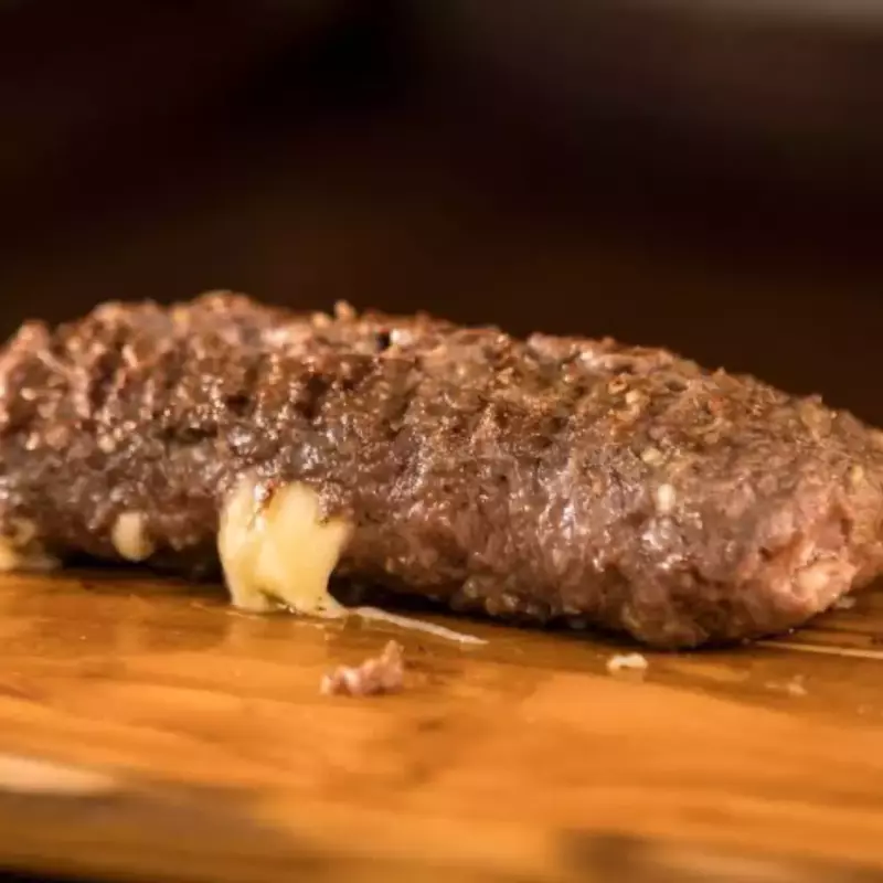 Kafta recheada com Queijo