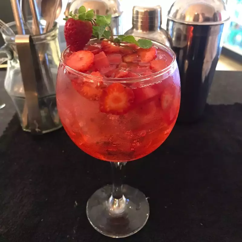 GIN RED