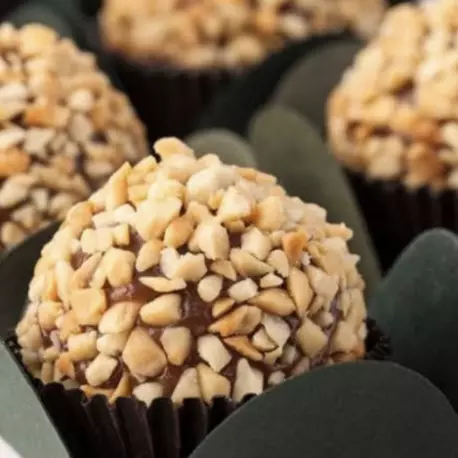 Brigadeiro com granulado de Amendoim