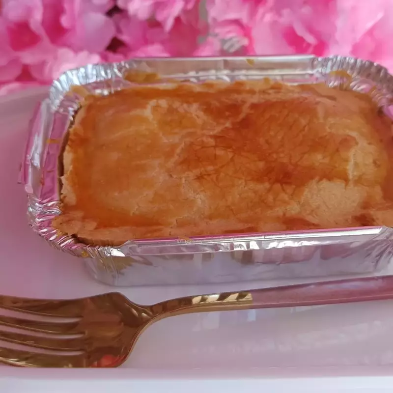 Empadão de pernil com bacon