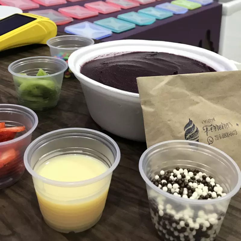 Açaí 1L + 4 complemento