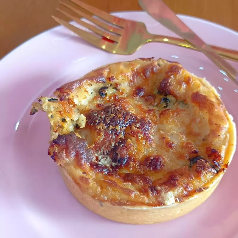 Quiche 4 queijos