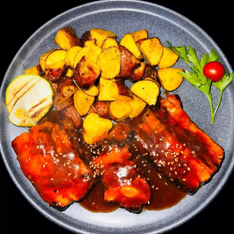 COSTILLA DE CERDO A LA BQQ