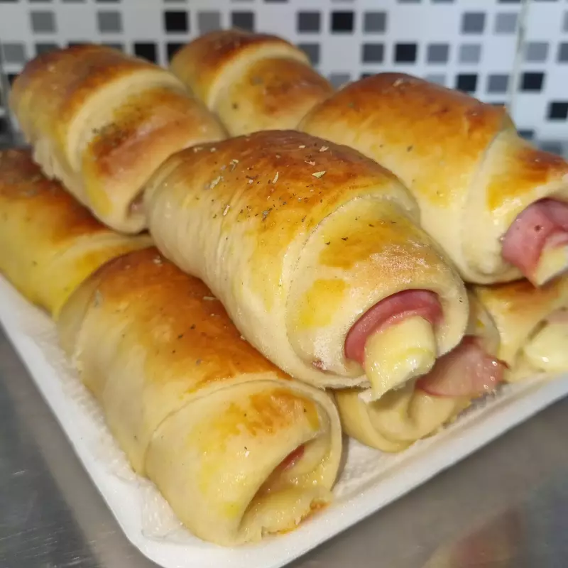 Assado de presunto e queijo