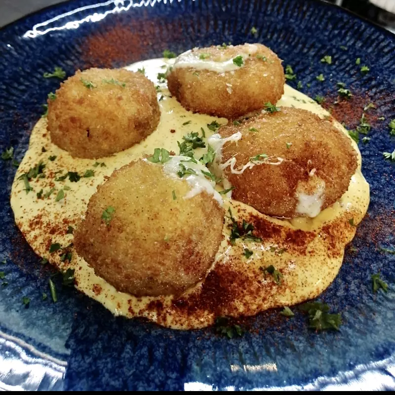 CHAMPIÑONES RELLENOS