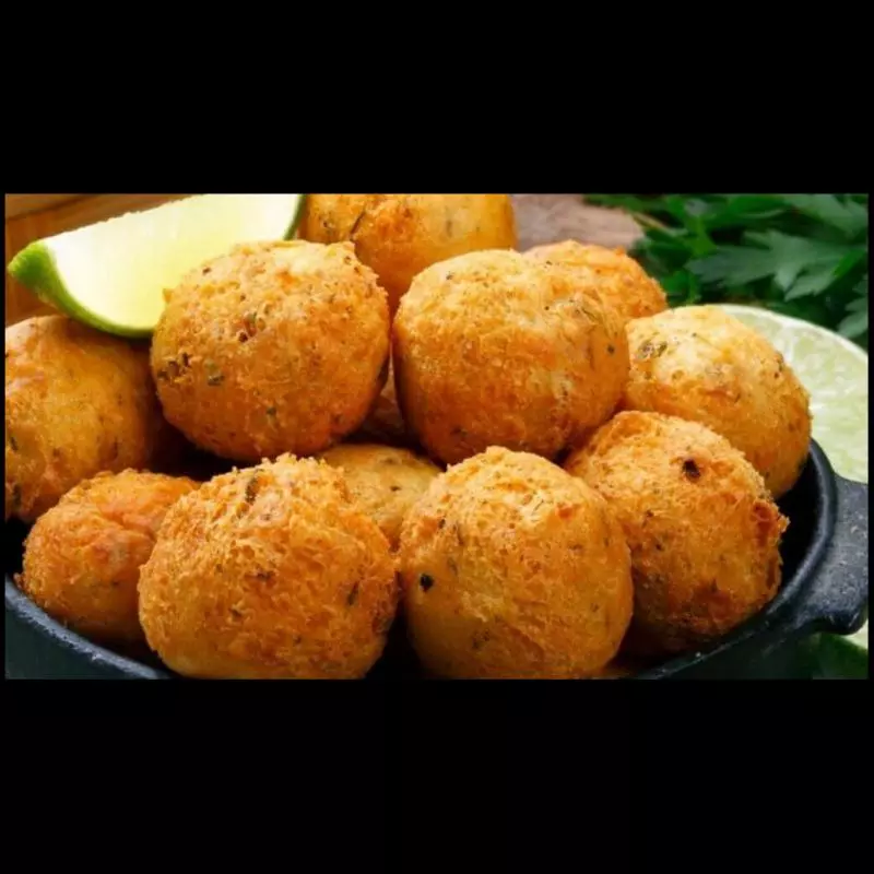 30 Unidades Bolinho de Bacalhau