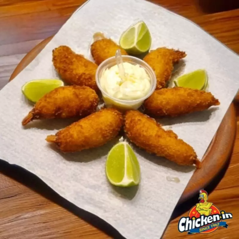 Camarao empanado frito