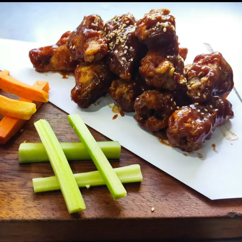 Chicken Wings (To share)