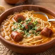 Porotos con longaniza