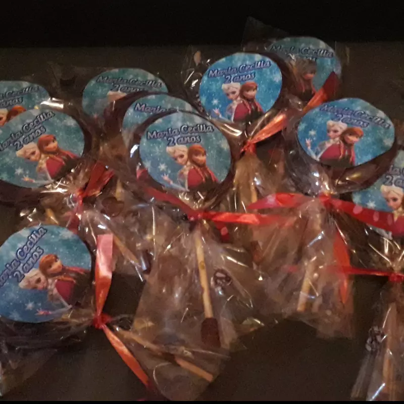 Pirulito de chocolate com topo