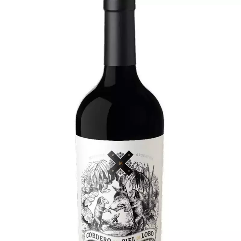 cordero con piel de lobo malbec